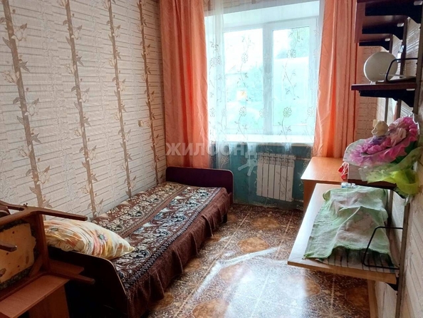 
   Продам 3-комнатную, 56.1 м², Октябрьская ул, 3

. Фото 4.