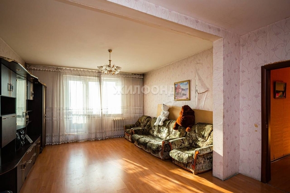 
   Продам 3-комнатную, 114.4 м², Кирова  ул, 129

. Фото 8.