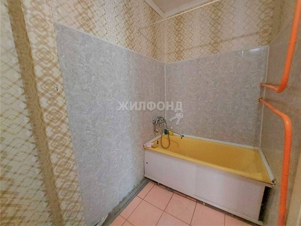 
   Продам 3-комнатную, 75.6 м², 

. Фото 1.