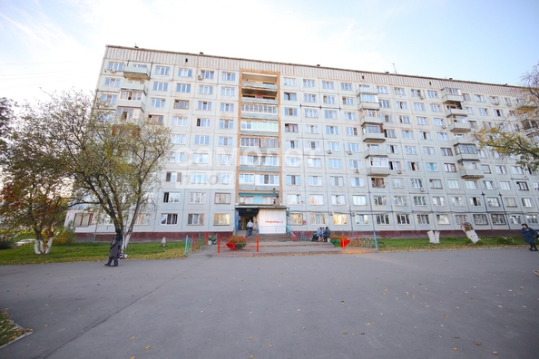 
   Продам студию, 16.9 м², Строителей б-р, 19

. Фото 1.