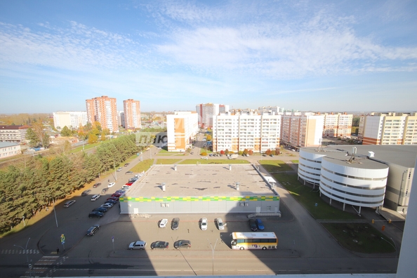 
   Продам 3-комнатную, 72.5 м², Шахтеров пр-кт, 74

. Фото 7.