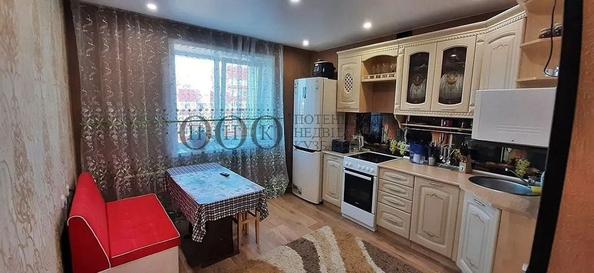 
   Продам 2-комнатную, 61 м², Юрия Двужильного ул, 36

. Фото 4.