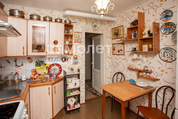 
   Продам 2-комнатную, 51.1 м², Веры Волошиной ул, 27

. Фото 11.