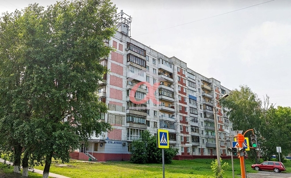 
   Продам 2-комнатную, 47.6 м², Аллейная ул, 2

. Фото 1.