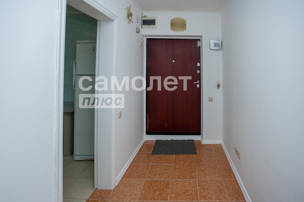 
   Продам 1-комнатную, 33.4 м², Дзержинского ул, 9А

. Фото 7.