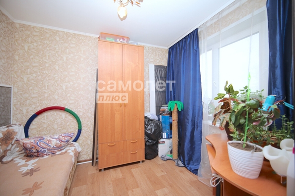 
   Продам 3-комнатную, 60.1 м², Строителей б-р, 35

. Фото 10.