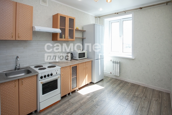 
   Продам 1-комнатную, 32 м², Строителей б-р, 63

. Фото 18.