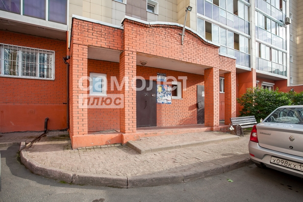 
   Продам 2-комнатную, 86.6 м², Веры Волошиной ул, 41Б

. Фото 18.