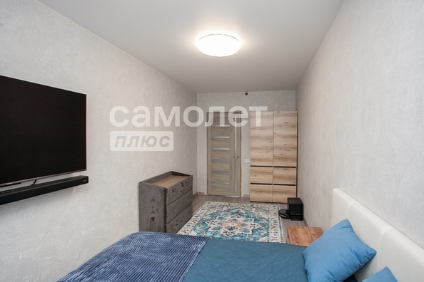 
   Продам 2-комнатную, 43.7 м², Сибиряков-Гвардейцев ул, 16

. Фото 3.