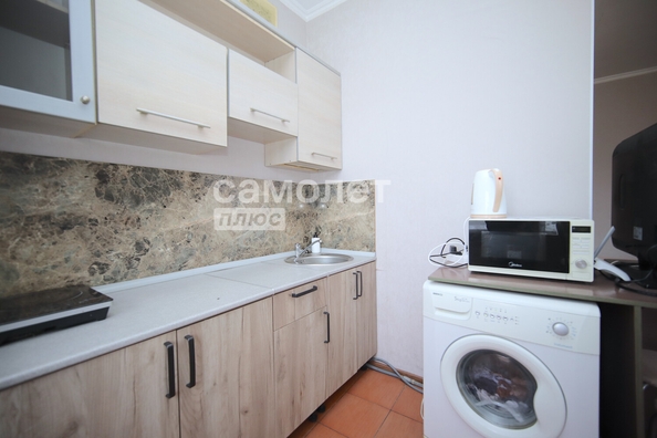 
  Продается 2-комн. квартира, 43.3 м², Дзержинского ул, д. 8
. Фото 9.