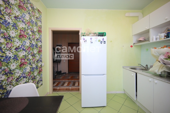 
   Продам 1-комнатную, 32.4 м², Строителей б-р, 59/1

. Фото 9.