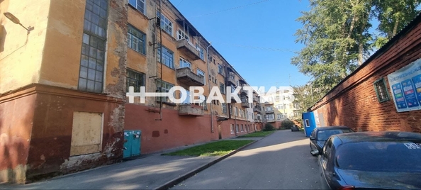 
   Продам помещение свободного назначения, 594 м², 40 лет Октября ул, 10

. Фото 9.