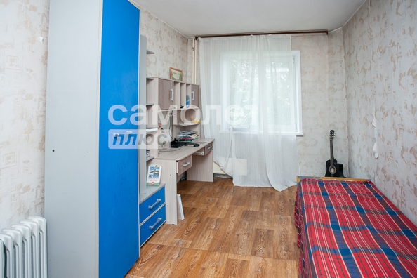 
   Продам 3-комнатную, 62.8 м², Строителей б-р, 52а

. Фото 19.