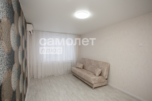 
   Продам 1-комнатную, 22.2 м², Строителей б-р, 56

. Фото 10.