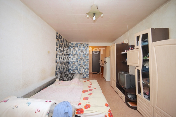 
   Продам 1-комнатную, 22.5 м², Строителей б-р, 19

. Фото 5.