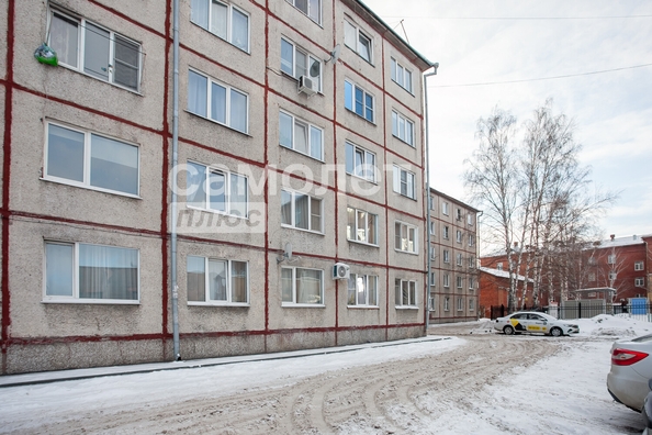 
   Продам 1-комнатную, 17.2 м², Дзержинского ул, 9А

. Фото 17.