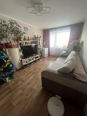 
   Продам 2-комнатную, 47.3 м², Строителей б-р, 28б

. Фото 5.