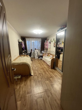 
   Продам 2-комнатную, 47.3 м², Строителей б-р, 28б

. Фото 9.