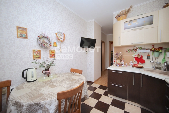 
   Продам 4-комнатную, 79.1 м², Свободы ул, 13

. Фото 22.