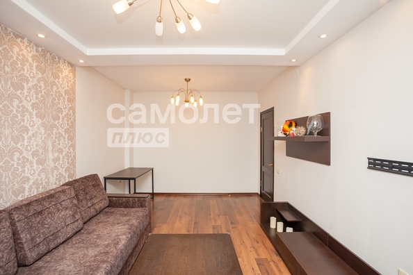 
  Продается 3-комн. квартира, 82.4 м², Свободы ул, д. 35
. Фото 3.