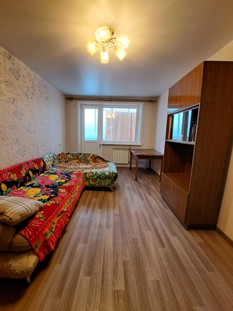 
  Сдам в аренду 2-комнатную квартиру, 47 м², Новокузнецк

. Фото 1.