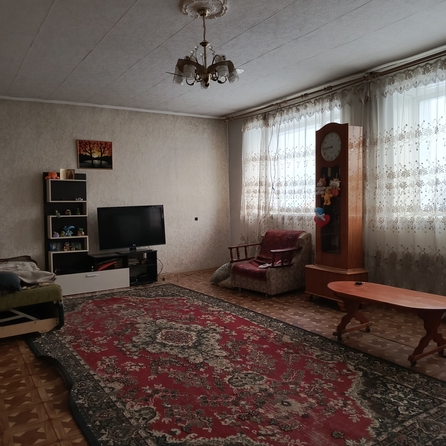 
   Продам коттедж, 246 м², Березовский

. Фото 2.