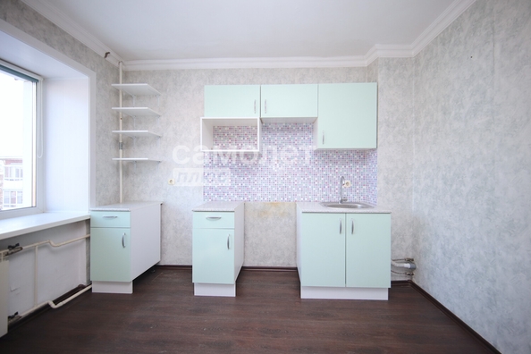 
   Продам 1-комнатную, 19 м², Коммунистическая ул, 128

. Фото 2.