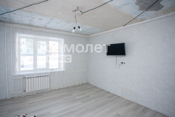 
   Продам 3-комнатную, 59.1 м², Солнечный мкр, 4

. Фото 11.