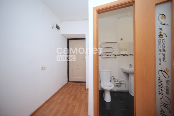 
  Продается 2-комн. квартира, 39.5 м², Юрия Смирнова ул, д. 18
. Фото 7.