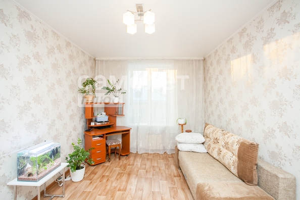 
   Продам 2-комнатную, 36 м², Дзержинского ул, 16А

. Фото 2.