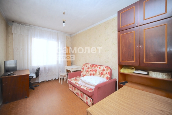 
   Продам 2-комнатную, 52.6 м², Молодежный б-р, 6

. Фото 8.