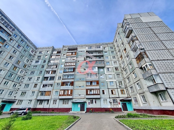 
   Продам 2-комнатную, 54 м², Строителей б-р, 40

. Фото 9.