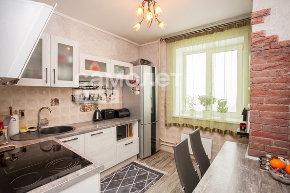 
  Продается 3-комн. квартира, 72.6 м², Дружбы ул, д. 3Б
. Фото 6.