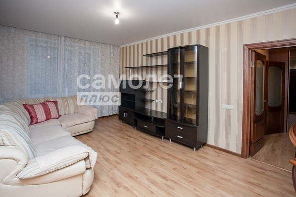 
  Продается 3-комн. квартира, 80.4 м², Красная ул, д. 5
. Фото 1.