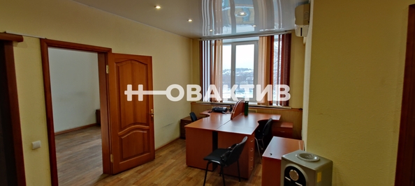 
   Продам офис, 107 м², 

. Фото 1.