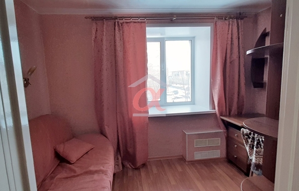 
   Продам 4-комнатную, 73.6 м², Линия 1-я ул, 2

. Фото 12.