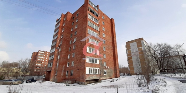 
   Продам 4-комнатную, 73.6 м², Линия 1-я ул, 2

. Фото 25.