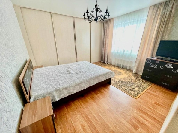 
   Продам 2-комнатную, 51 м², Тульская (Орджоникидзевский р-н) ул, 19

. Фото 1.