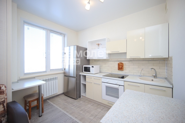 
  Продается 2-комн. квартира, 42.5 м², Кедровый б-р, д. 2
. Фото 8.