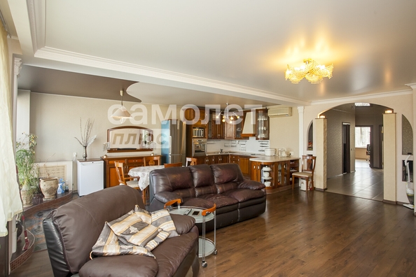 
  Продается 3-комн. квартира, 120.8 м², Строителей б-р, д. 28/1
. Фото 9.