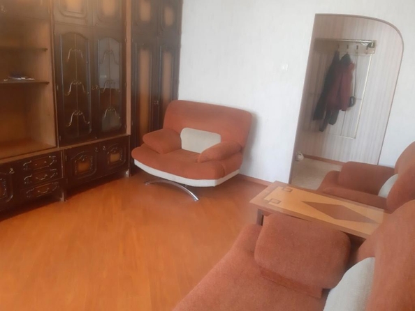 
  Сдам в аренду 3-комнатную квартиру, 59 м², Новокузнецк

. Фото 7.