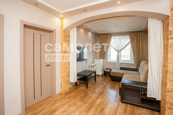 
  Продается 3-комн. квартира, 64.2 м², Молодежный пр-кт, д. 9
. Фото 2.