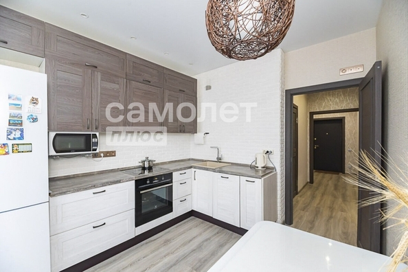 
  Продается 2-комн. квартира, 57 м², Строителей б-р, д. 57/1
. Фото 1.