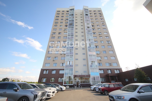 
  Продается 2-комн. квартира, 57 м², Строителей б-р, д. 57/1
. Фото 2.