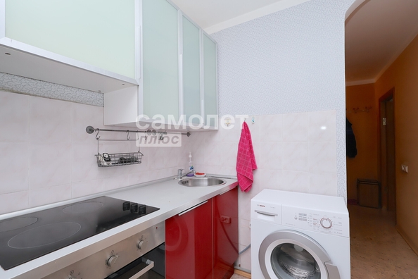 
  Продается 2-комн. квартира, 49.5 м², Строителей б-р, д. 42Б
. Фото 2.