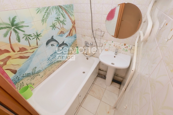 
  Продается 2-комн. квартира, 49.5 м², Строителей б-р, д. 42Б
. Фото 10.