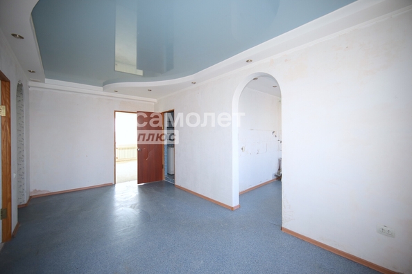
  Продается 3-комн. квартира, 68.3 м², Молодежный пр-кт, д. 9/1
. Фото 6.