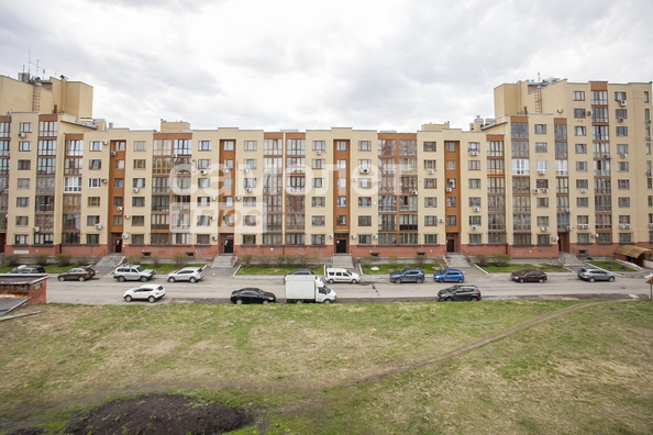 
   Продам 1-комнатную, 30 м², Строителей б-р, 28а

. Фото 22.