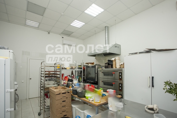 
  Продается универсальное помещение, 57.6 м², Кедровый б-р, д. 14
. Фото 9.