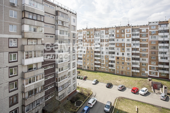 
   Продам 5-комнатную, 103.5 м², Молодежный пр-кт, 8

. Фото 11.